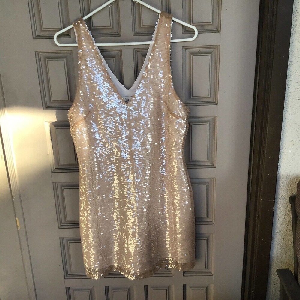 New Day Beautiful Sequin Dress SzS Short Sleeveless Pullover V Neck NWOT